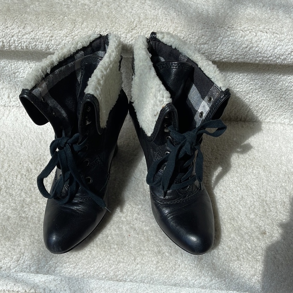 Nine West boot - Picture 2 of 7